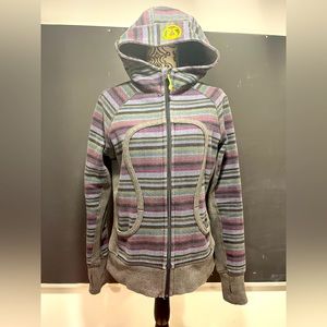 ⭐️Lululemon Scuba 075